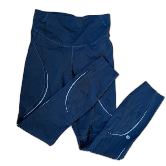 Lululemon Base Pace High-Rise Reflective Tight 25" Size 4 - Picture 2 of 5